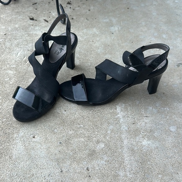 Coach and Four black heels size 7.5 women’s - Picture 1 of 5